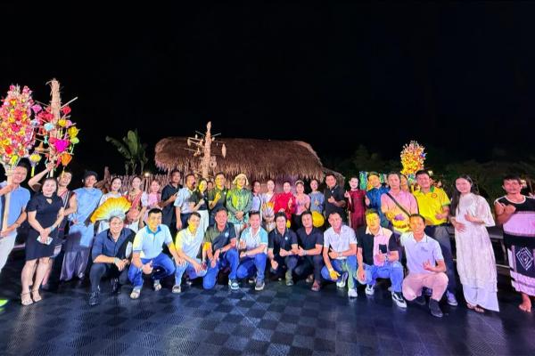 Kết nối Hướng dẫn viên - Mở rộng cơ hội liên kết du lịch biển đảo